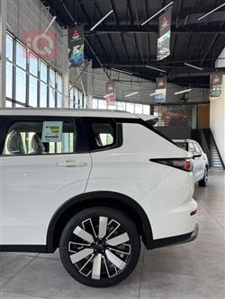 ميتسوبيشي اوتلاندر